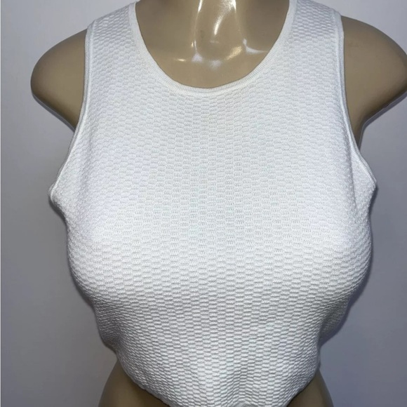 Elizabeth and James 5F Bergdorf Goodman sleeveless cropped stretch top Small - Picture 1 of 4